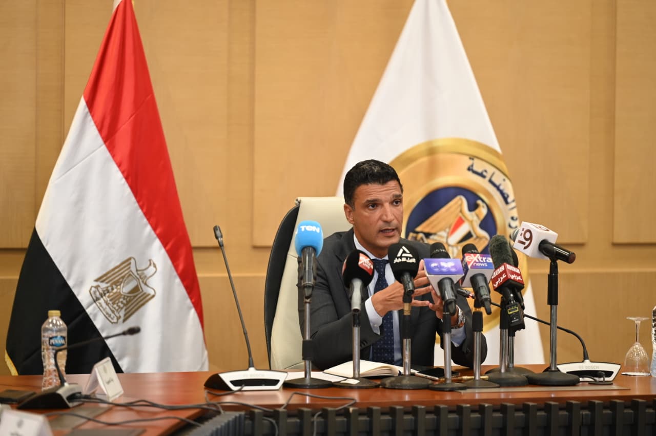 ثورة جديدة في الاستثمار الصناعي.. الإيجار المنتهي بالتملك للأراضي ومنظومة رقمية موحدة تفتح آفاقا جديدة للمصنعين 23 IMG 20260728 WA0037