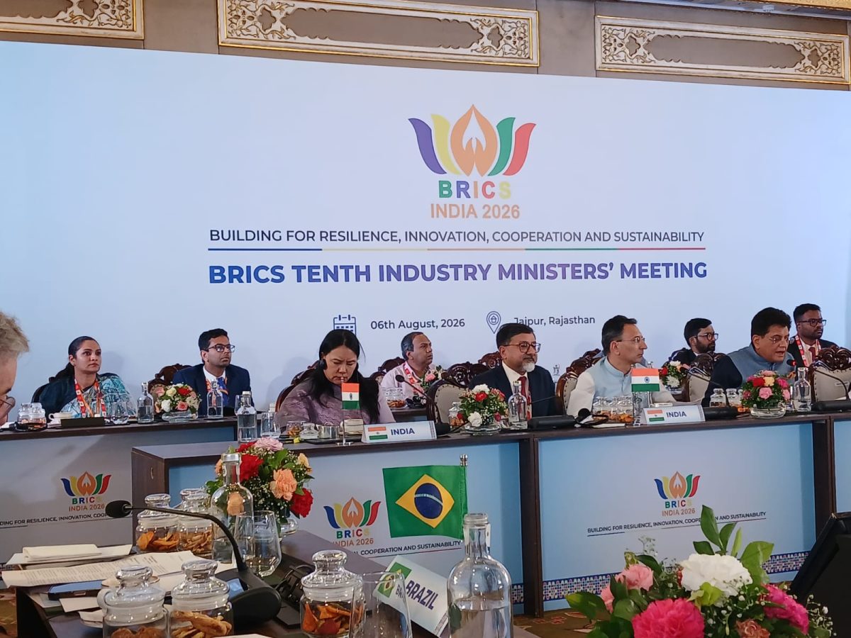 وزير الصناعة يبحث مع البرازيل والصين تحويل العلاقات التجارية لشراكات صناعية متكاملة خلال اجتماع البريكس بجايبور 23 WhatsApp Image 2026 08 06 at 17.58.56