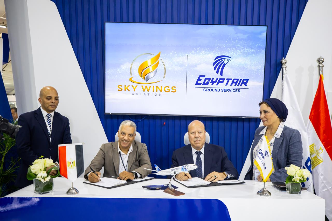 مصر للطيران للخدمات الأرضية توقع عقد وكالة جديدًا مع Skywings Aviation لتعزيز الحركة الجوية بالمطارات المصرية للطيران والفضاء 2026 22 WhatsApp Image 2026 09 12 at 14.34.20